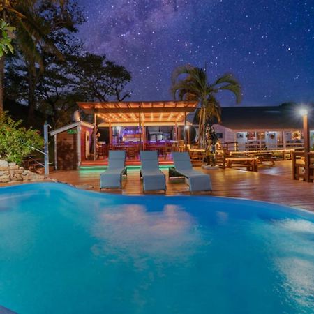 Hotel And Dive Center Roatan Yacht Club French Harbour Bagian luar foto