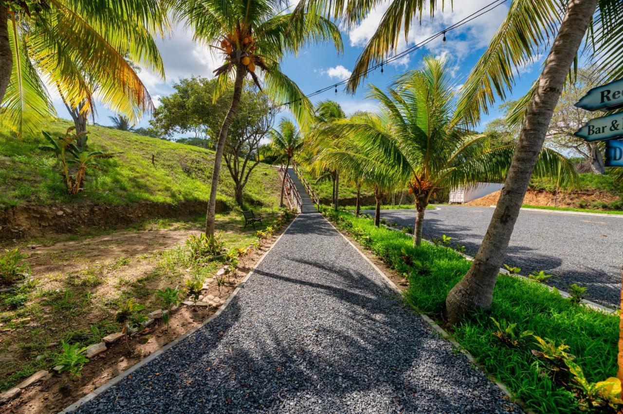 Hotel And Dive Center Roatan Yacht Club French Harbour Bagian luar foto