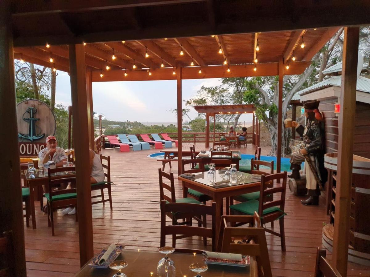 Hotel And Dive Center Roatan Yacht Club French Harbour Bagian luar foto