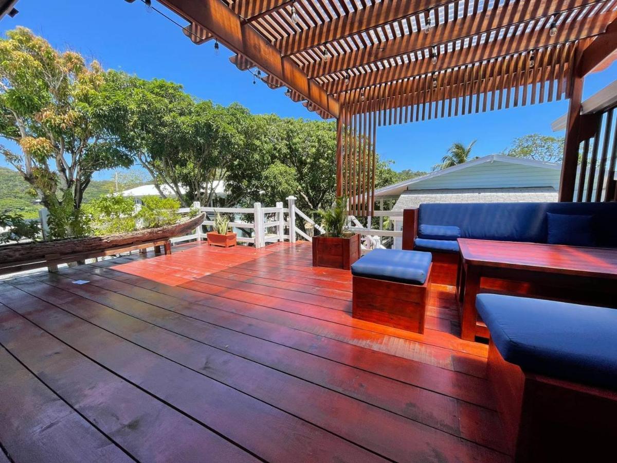 Hotel And Dive Center Roatan Yacht Club French Harbour Bagian luar foto